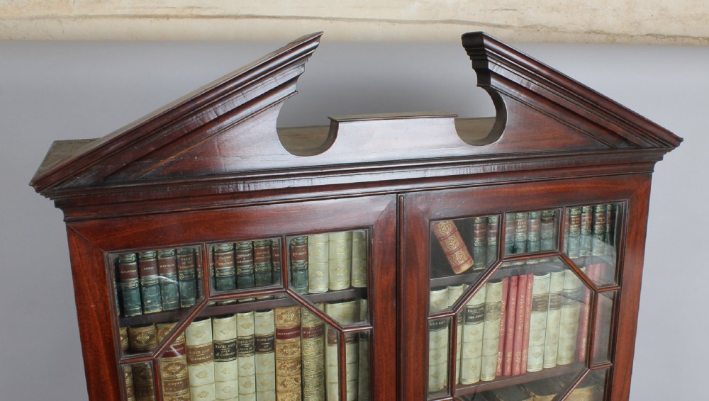 George III period mahogany bookcase of unusually small proportions View II