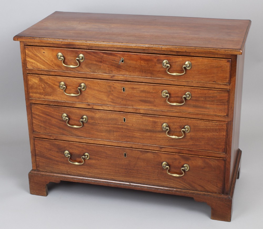 George III period mahogany chest-of-drawers of shallow proportions View III