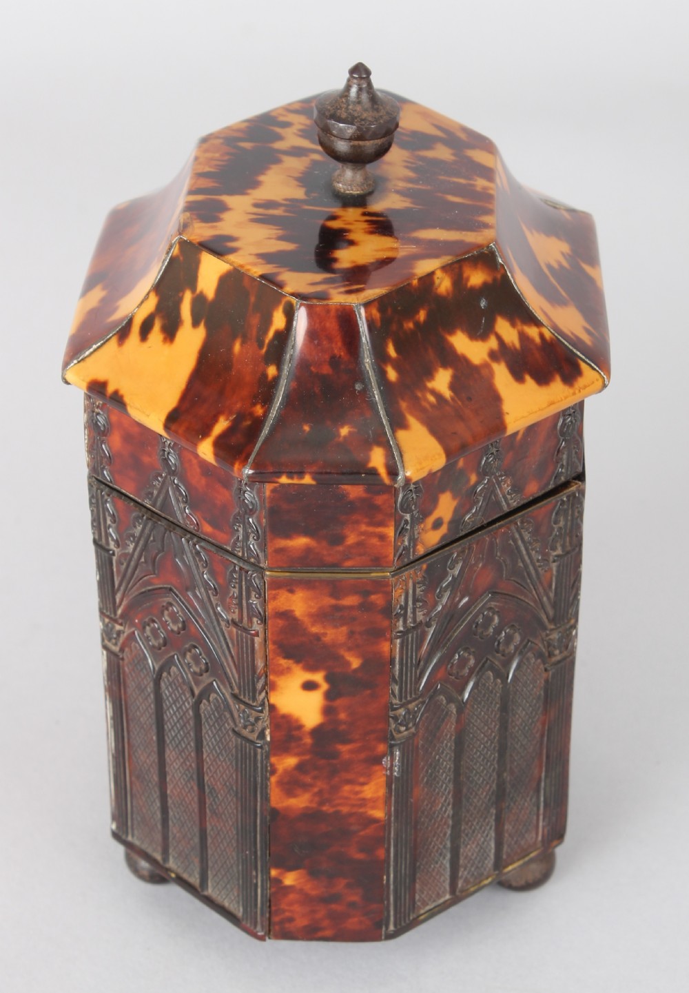 Regency period octagonal tortoise-shell tea-caddy View V