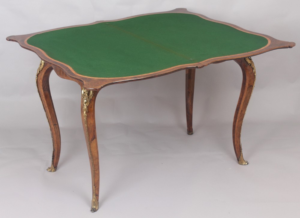 Fine quality Victorian burr-walnut card-table View III
