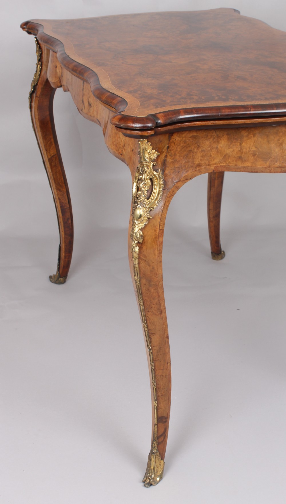 Fine quality Victorian burr-walnut card-table View VI