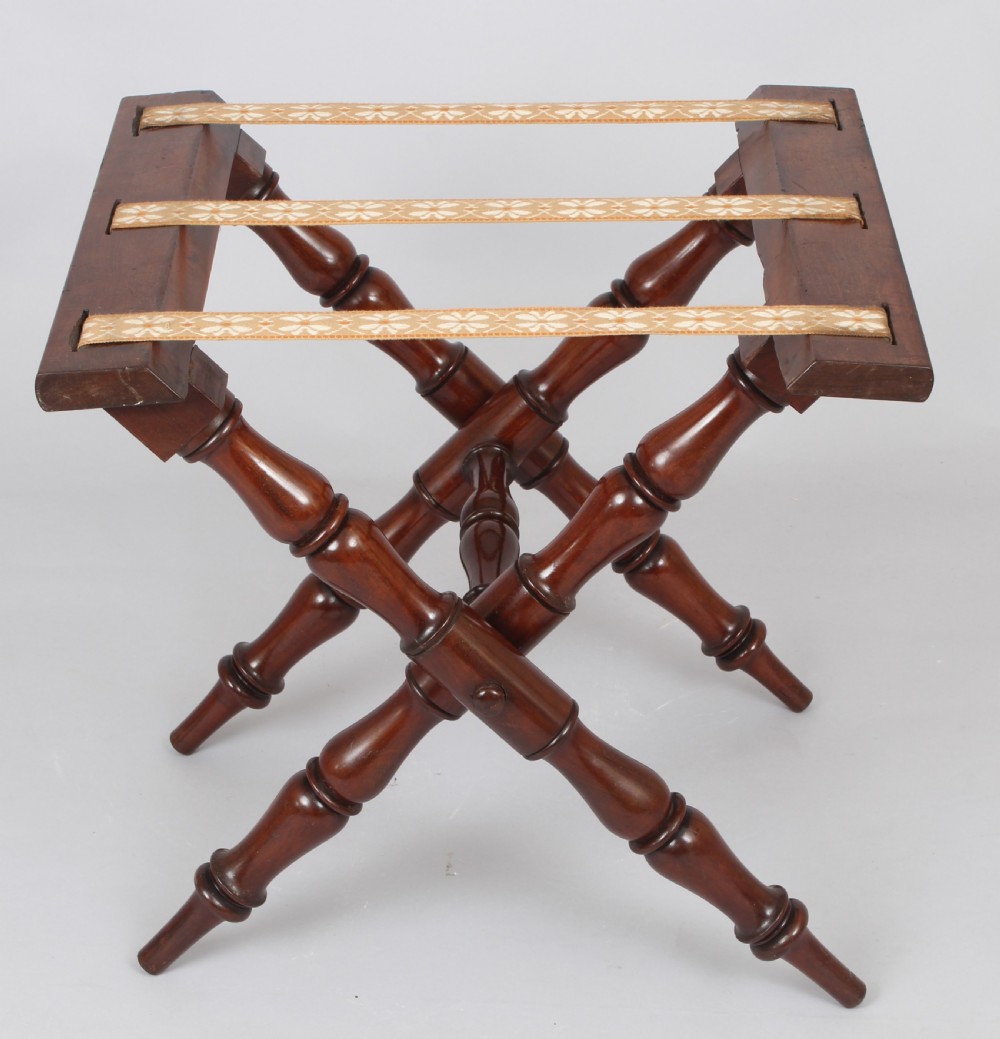 Folding mahogany luggage stand View II