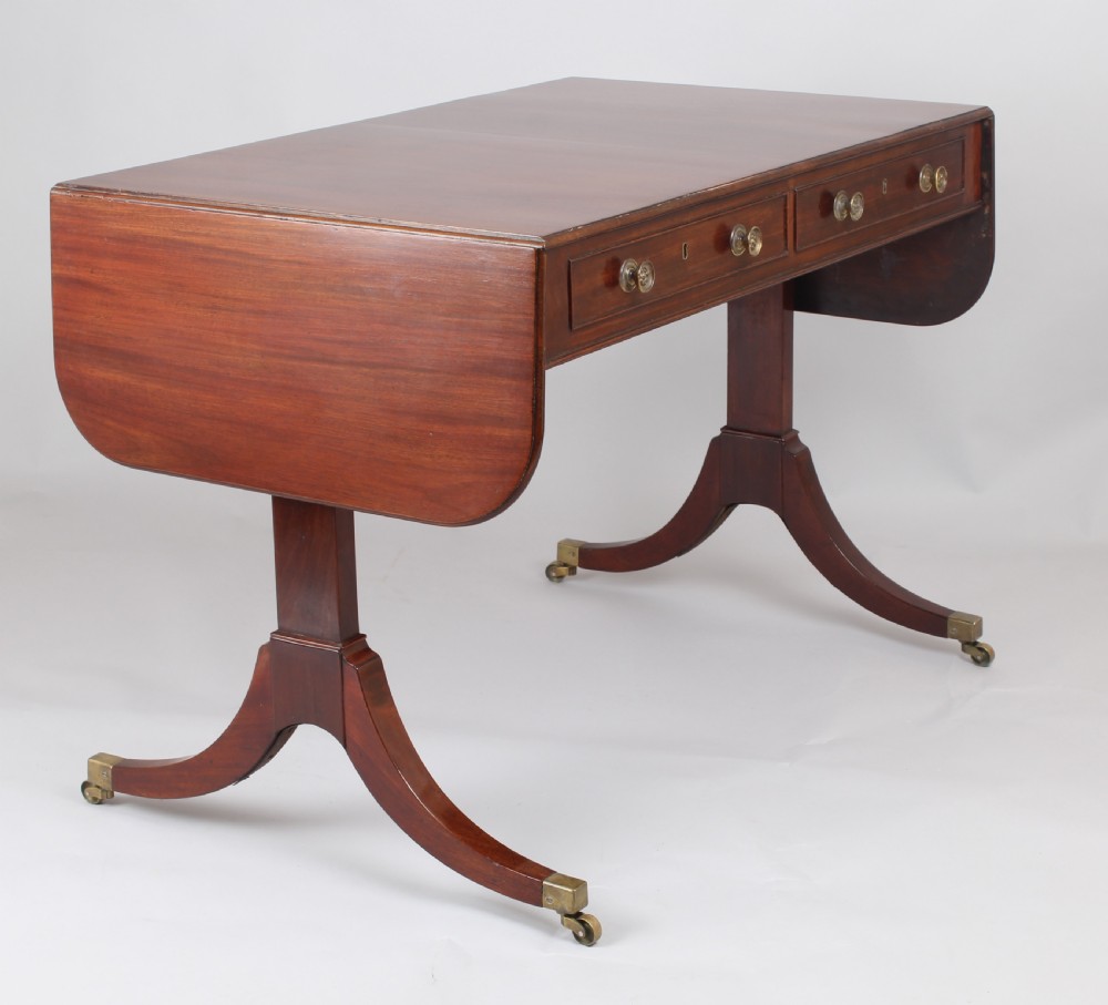 Elegant Regency period mahogany sofa-table View III