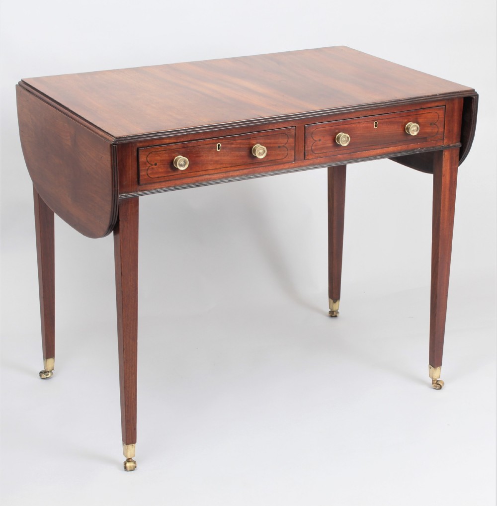 Particularly fine quality George III period mahogany sofa table View III