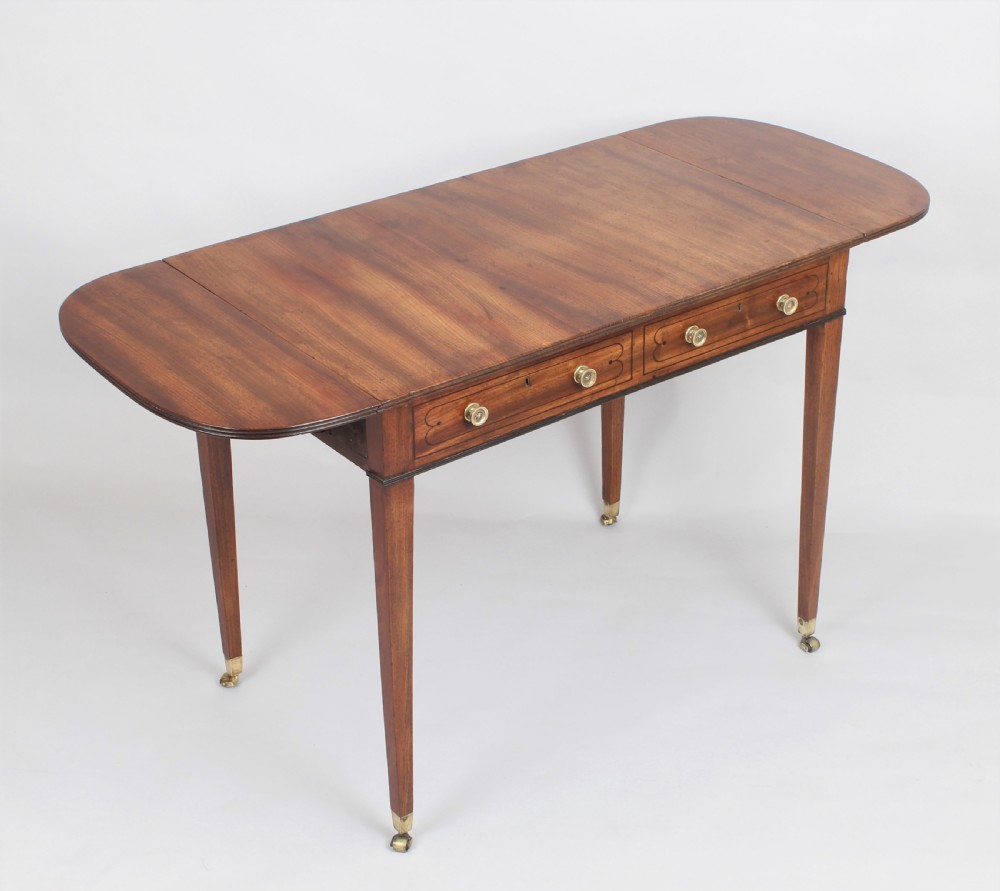 Particularly fine quality George III period mahogany sofa table View VII