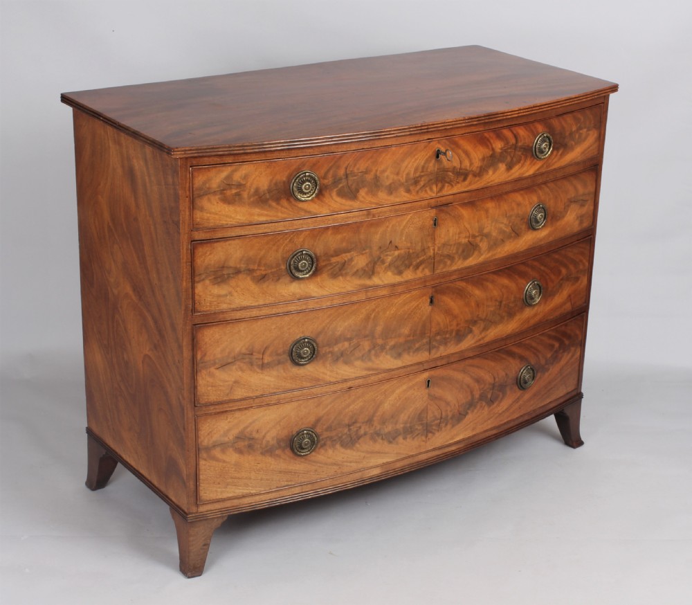 Fine late George III period mahogany Gillows bow-fronted chest of drawers