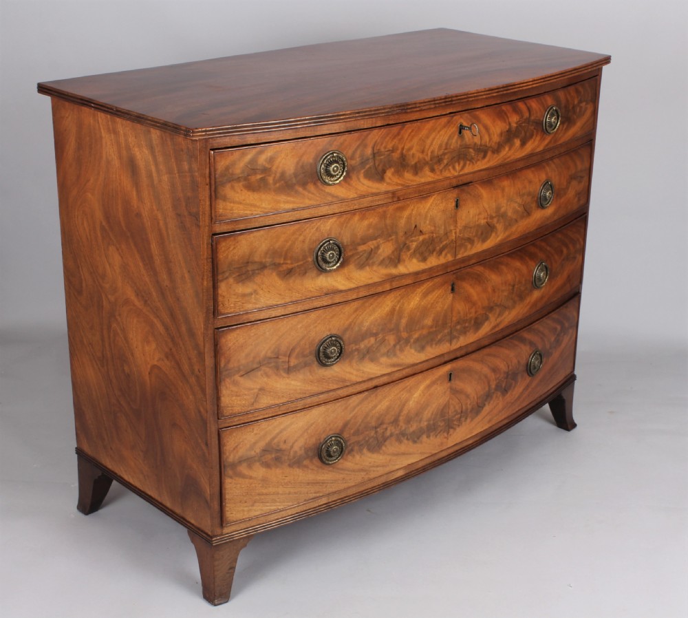 Fine late George III period mahogany Gillows bow-fronted chest of drawers View IV