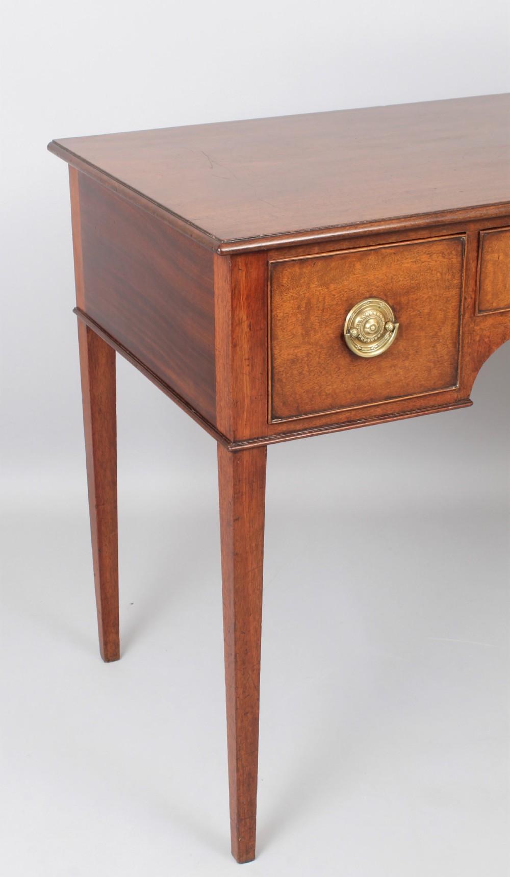 George III period mahogany side table/dressing table View IV