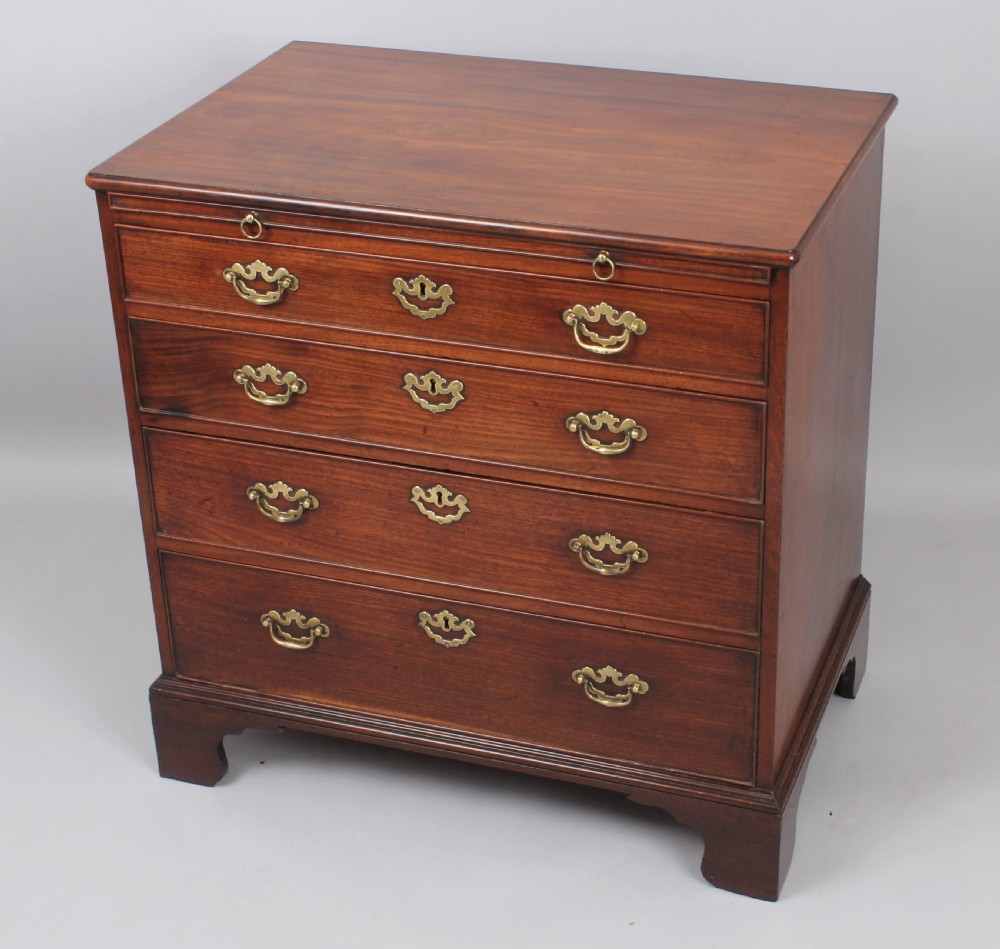 George II period small mahogany slide chest of drawers View III