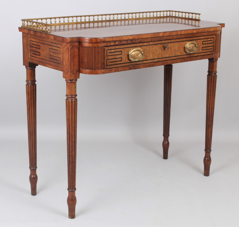 Fine Regency period mahogany side, serving or console table