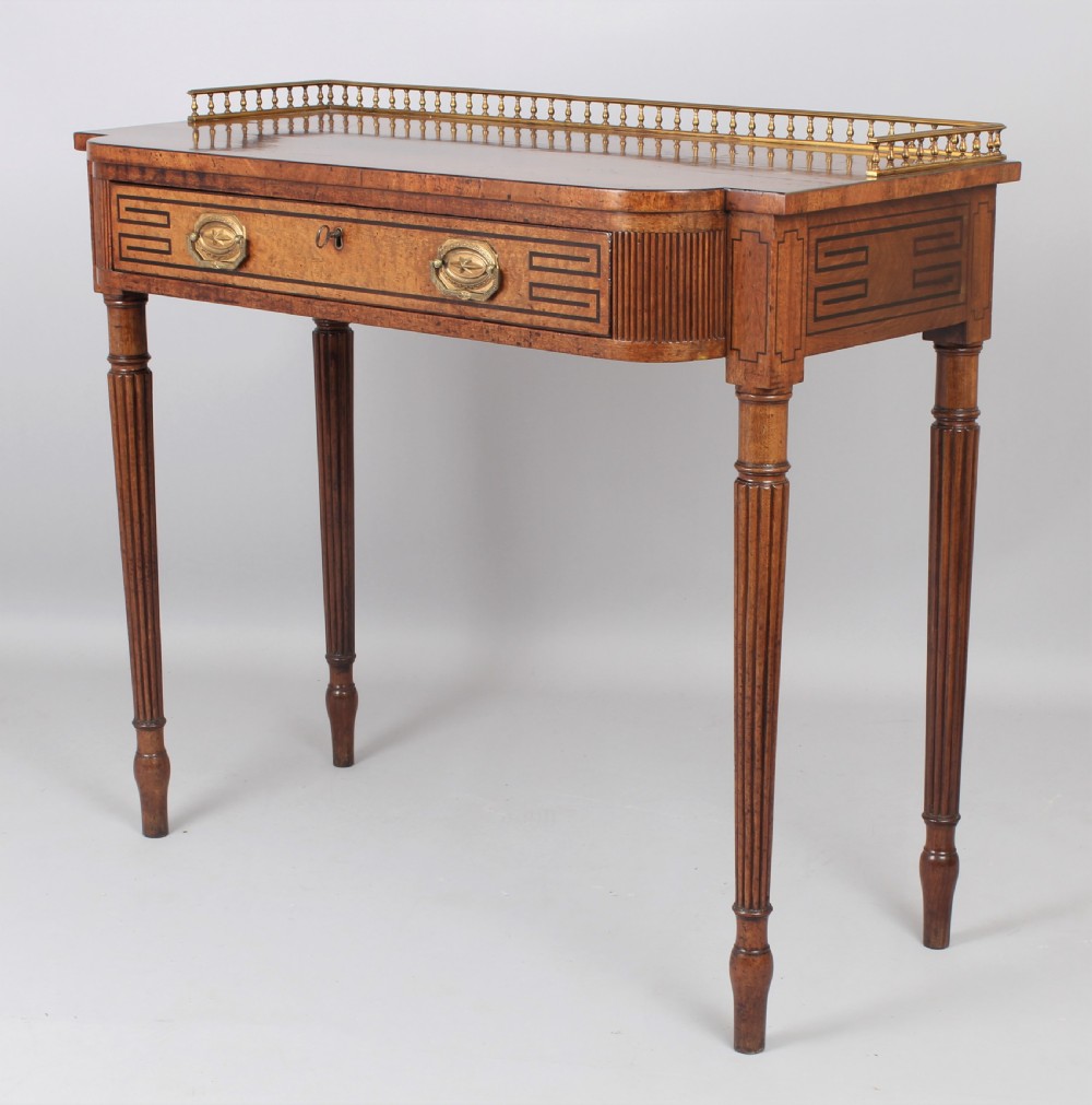 Fine Regency period mahogany side, serving or console table View II