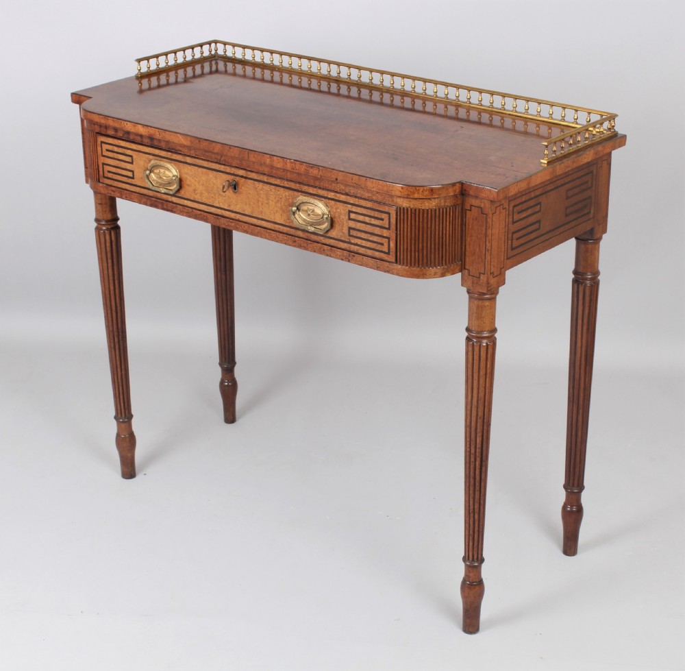 Fine Regency period mahogany side, serving or console table View III