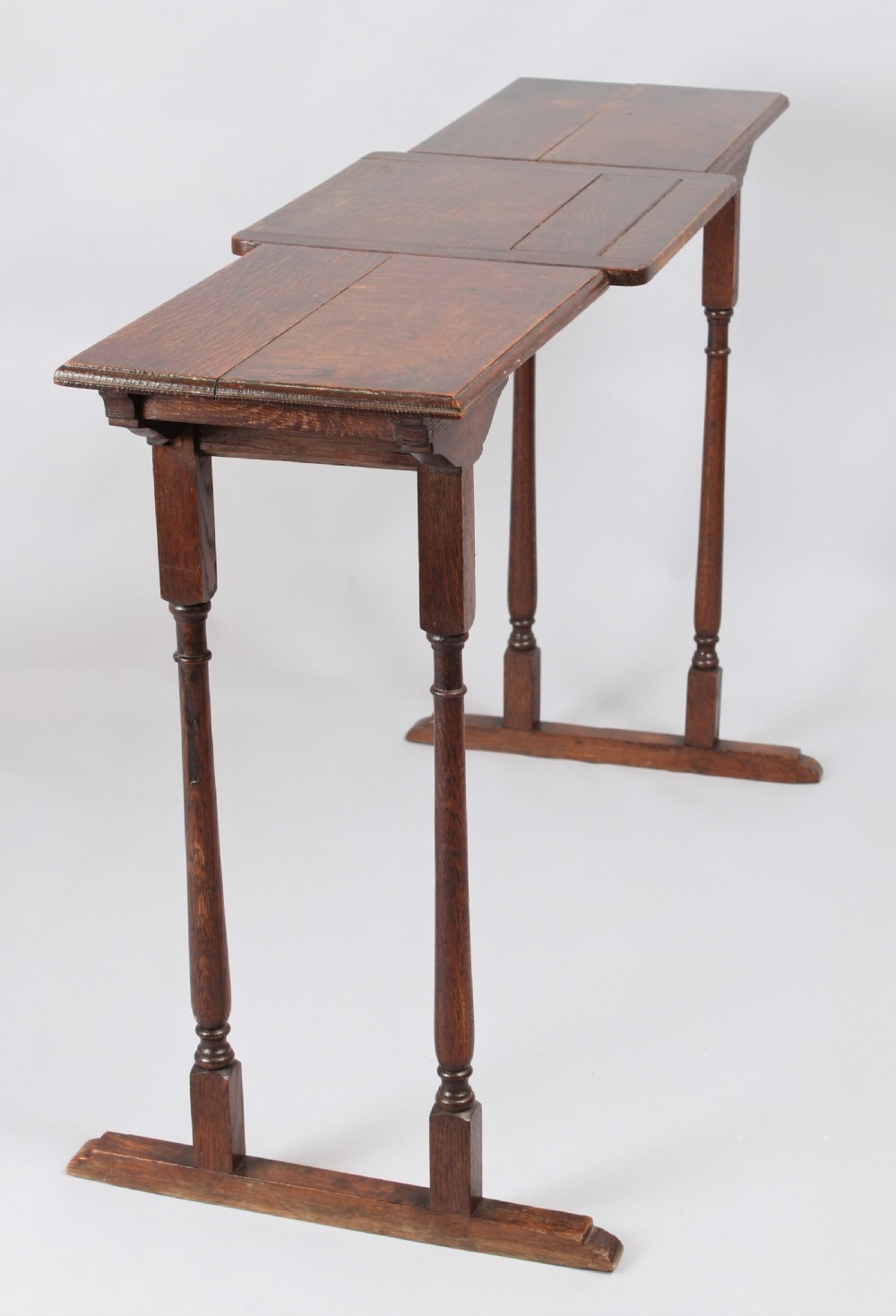 Late 19th or early 20th century oak reading, artist's or musician's table