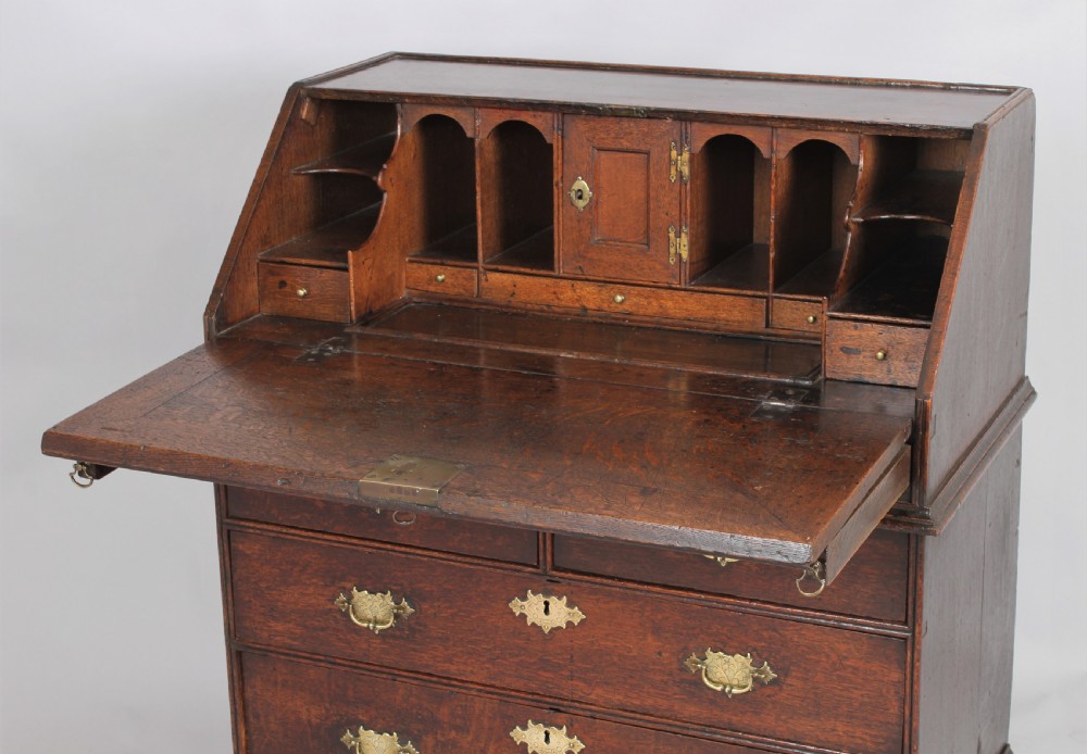An early 18th century oak bureau View III