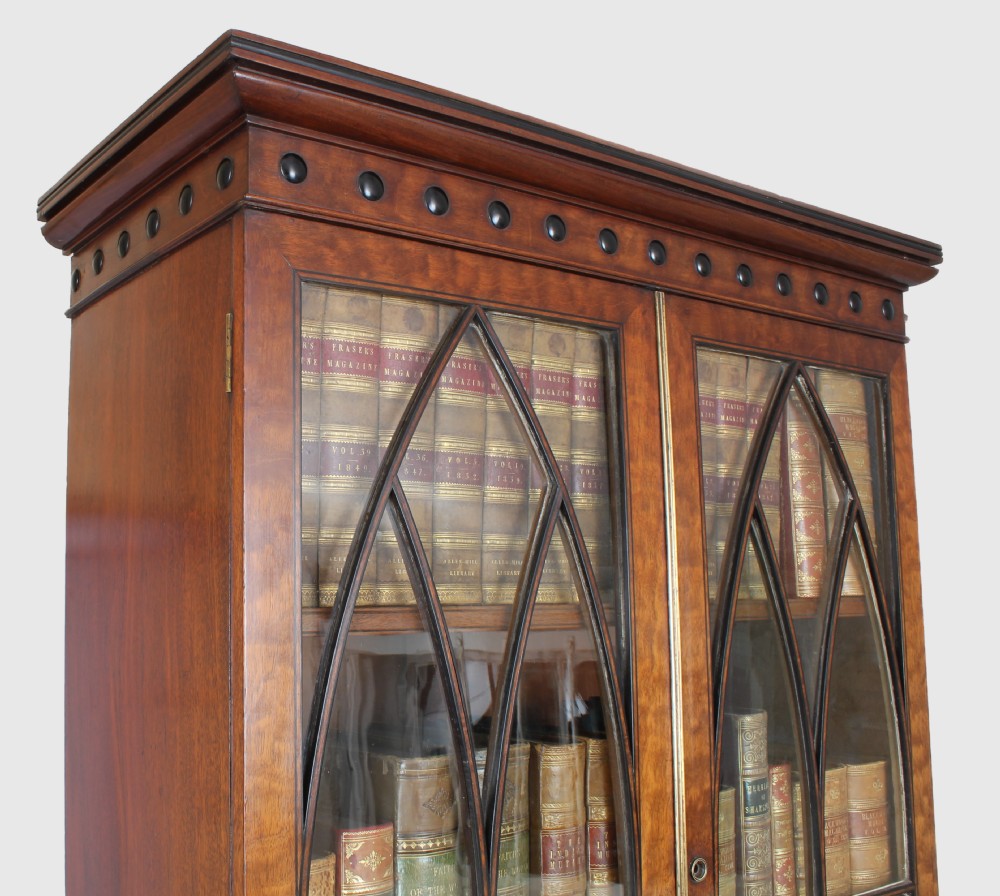 Small and well-proportioned George III period secretaire cabinet  View VI