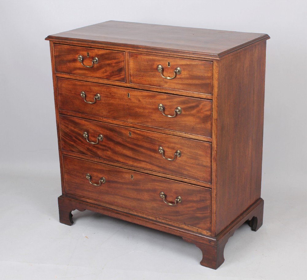 George III period mahogany chest of drawers View V
