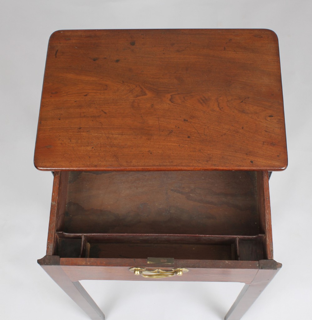Rare and unusual George II writing table of small size View IV