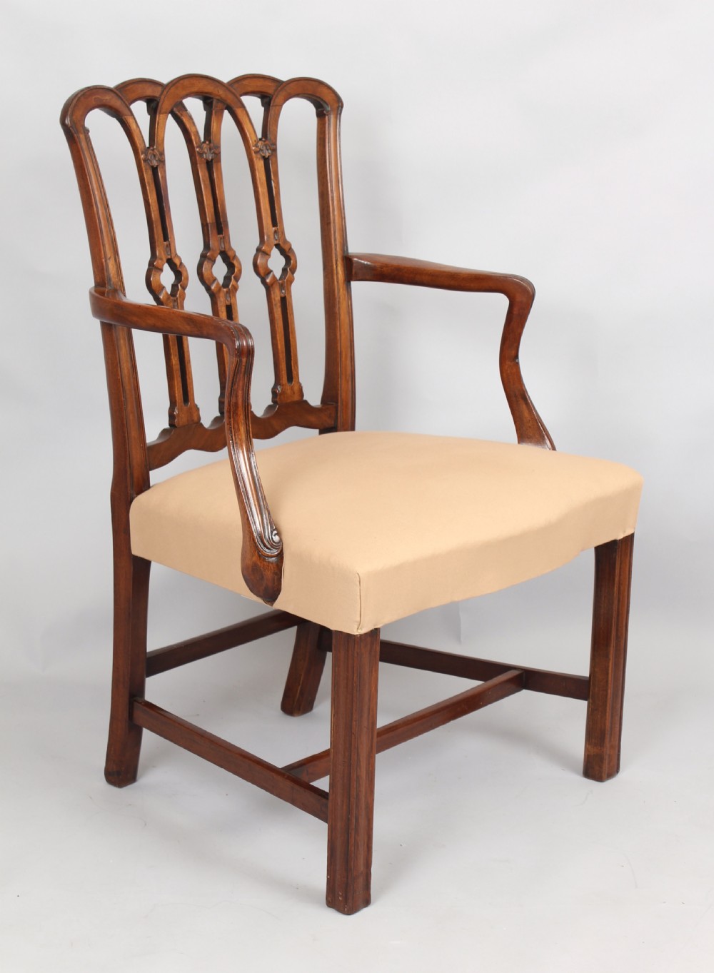 High quality pair of mahogany chairs in the mid 18th century Chippendale style View III
