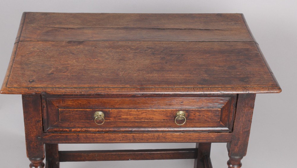 Early 18th century oak side-table View III