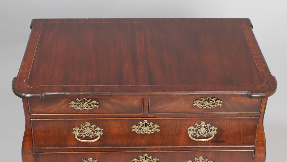 Small Dutch mahogany bombe commode chest View IV