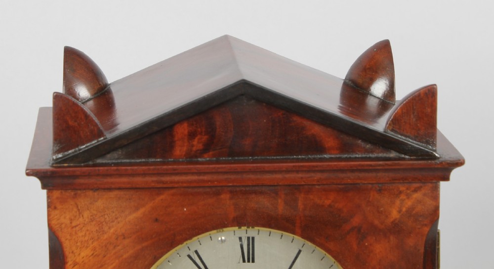 A fine George IV period mahogany mantel / library clock View III