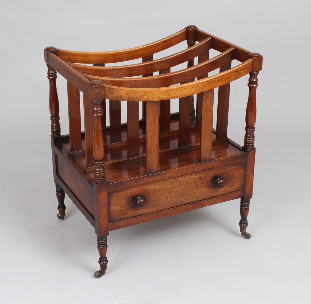 Mahogany boat-shaped canterbury View IV