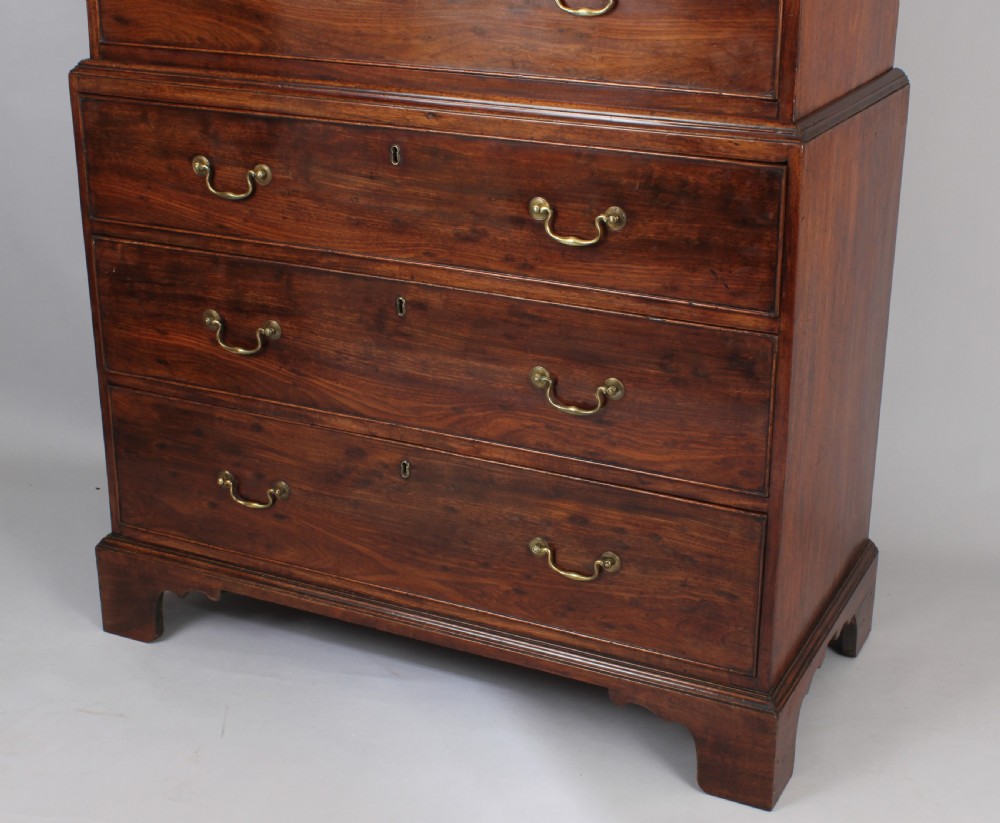 Fine quality figured plum pudding mahogany chest on chest tallboy of especially small size a View III