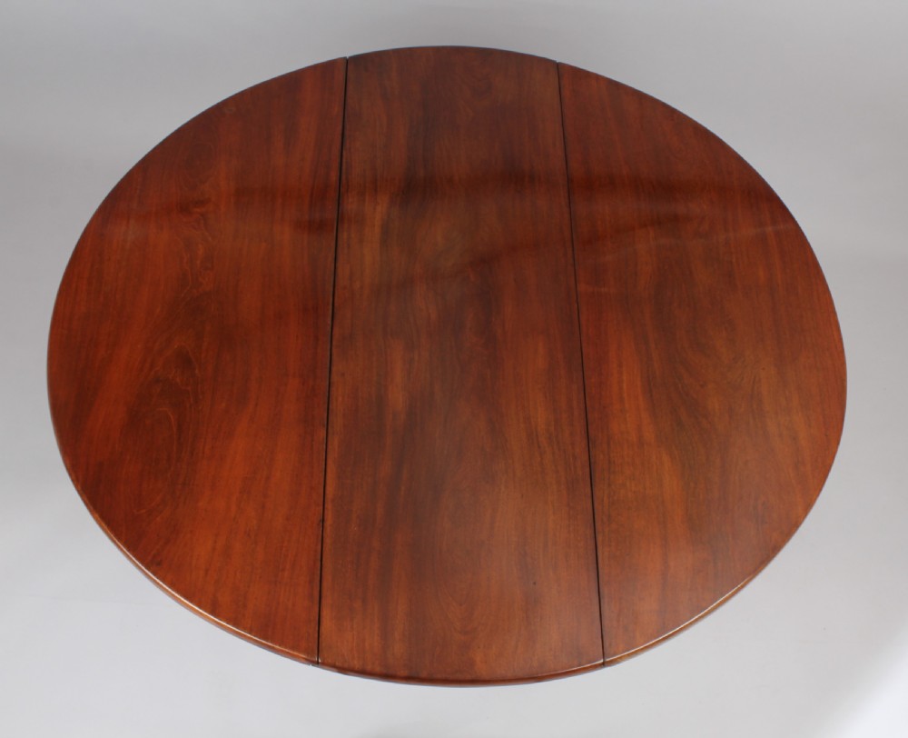 Mid 18th century mahogany drop-leaf pad foot table  View V