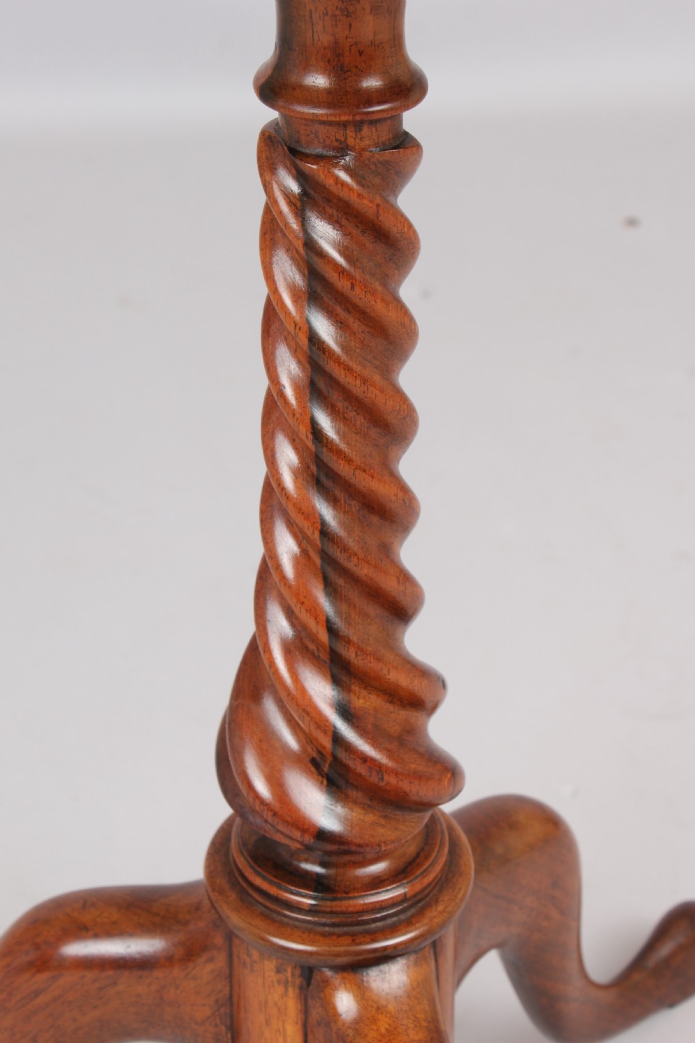 An unusual pair of early 19th century tripod tables View V