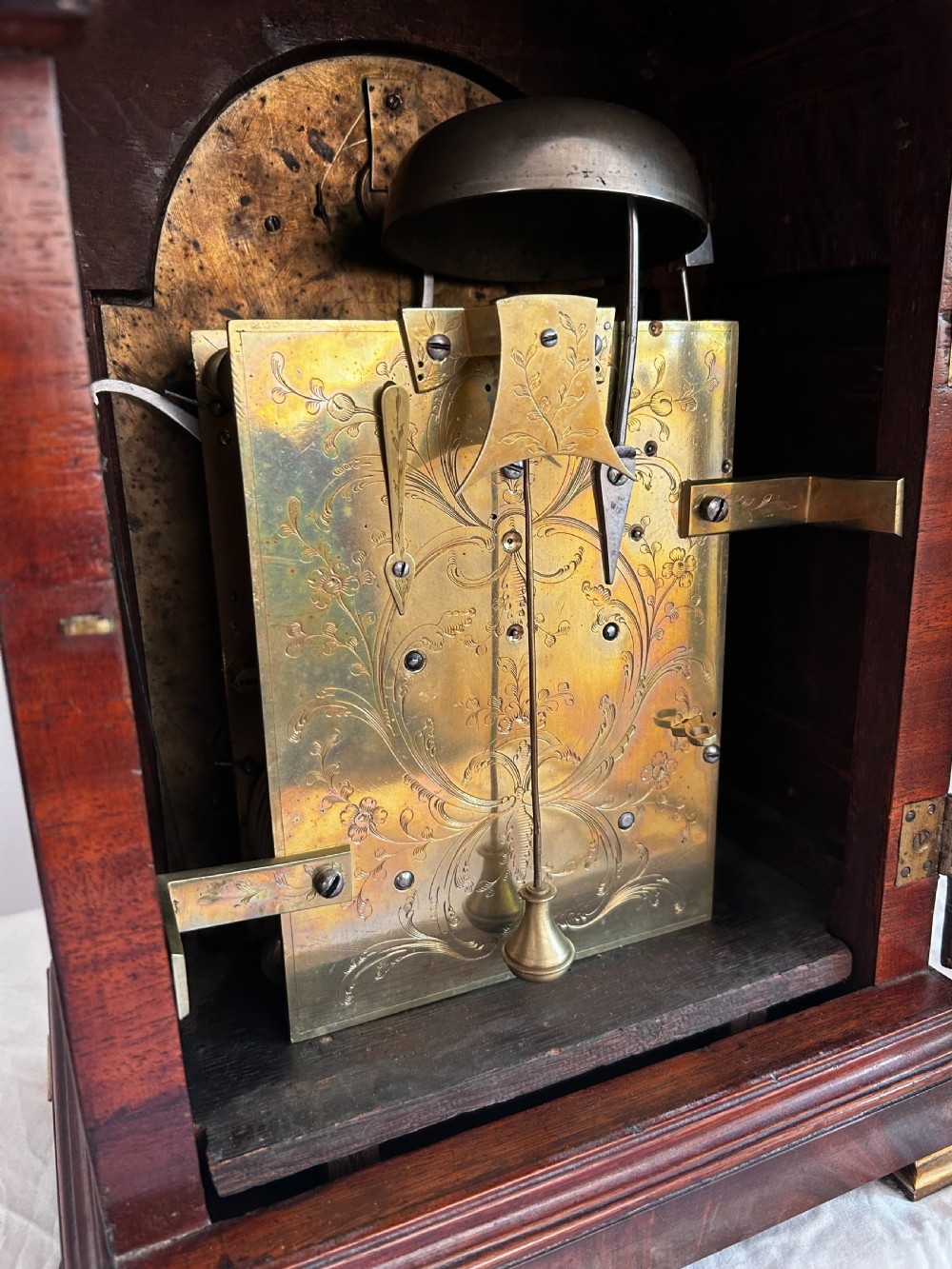 A fine George III bracket clock by Robert Philp View VI