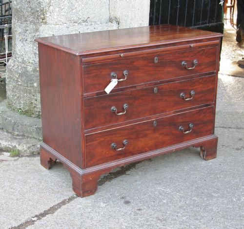 Mahogany Chest with Brush Slide