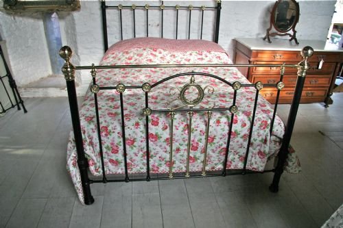 fig 1. Quality Classic Victorian king size brass and iron black and original brass