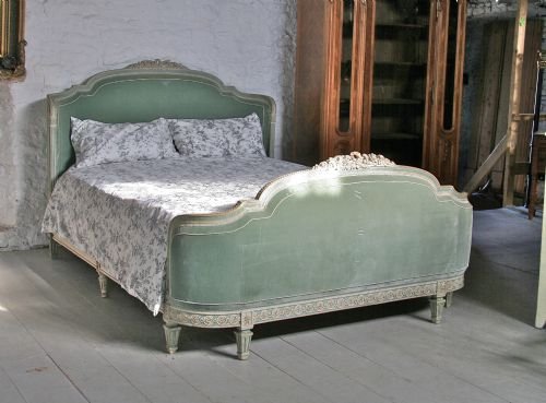5'6" Exquisite French Full Corbielle Eau De Nil Fabric