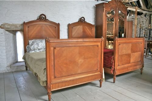 Pair of French Louisxv1 Walnut 1 Meter Singles