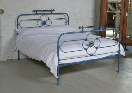 Lovely Irish King Size Iron with Brass Detailin Vintage Retro Dappled Blue