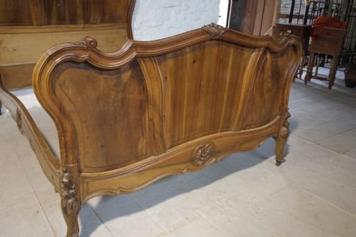 fig 1. Solid Walnut unusual Louis XV