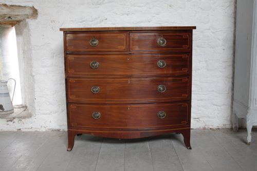 Bow Fronted Georgian Mahogany Chest of Drawers