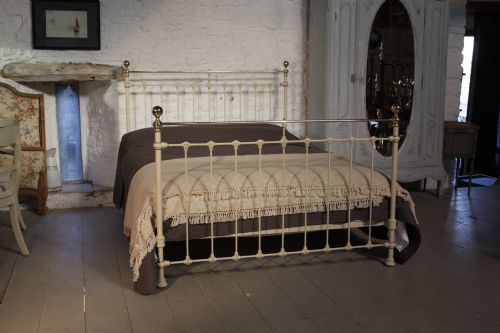 Classic Victorian King Size Brass and Iron  Bedstead in Aged White and Gold