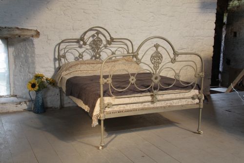 Beautiful All Iron English Victorian Double Bed