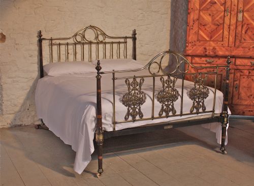Original Paint and Transfers Taper Posts with Pierced and Engraved Decorative Panels Kingsize Victorian Bed
