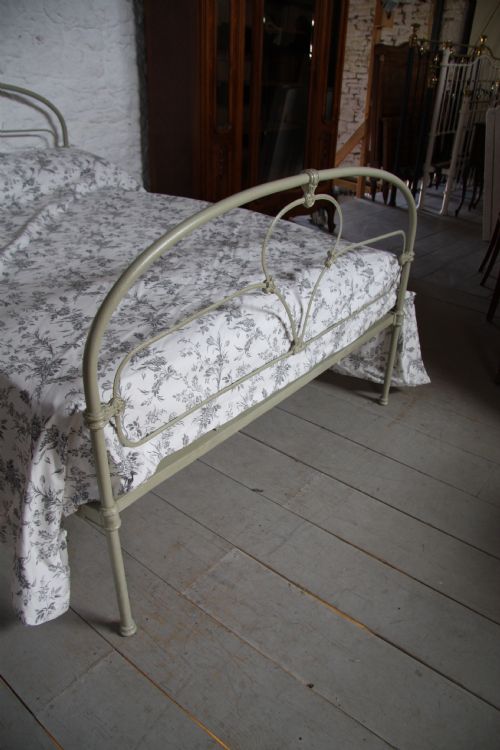 fig 2. Simple All iron Irish Victorian double bed