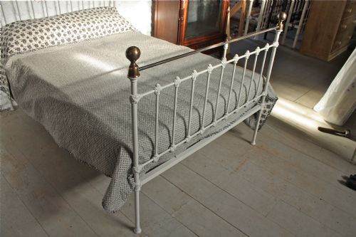 fig 2. Very pretty classic Victorian bedstead