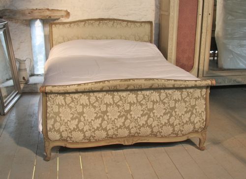 fig 2. All original silk upholstered king size French Lit Bateau