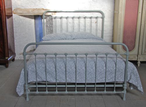 fig 1. Simple king size all iron French bed