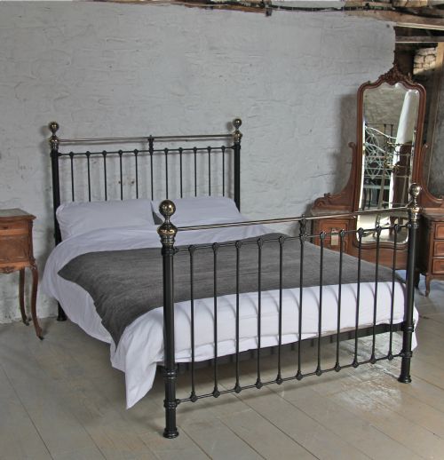 Classic Black and Aged Brass Victorian King Size Bed