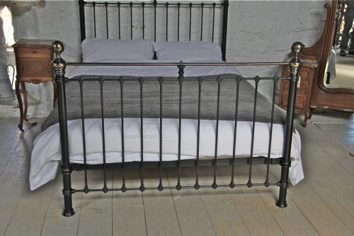 fig 2. Classic black and aged brass Victorian king size bed
