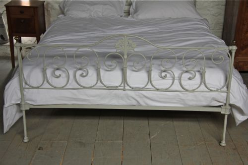 fig 2. Pretty curly forged iron king size bed