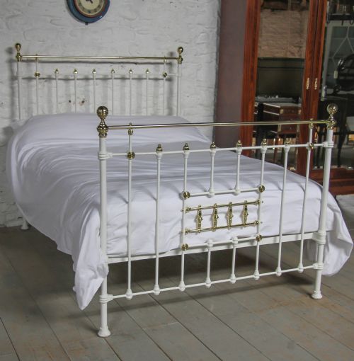 Classic Victorian Brass and White Double Bed with Spindle Detail