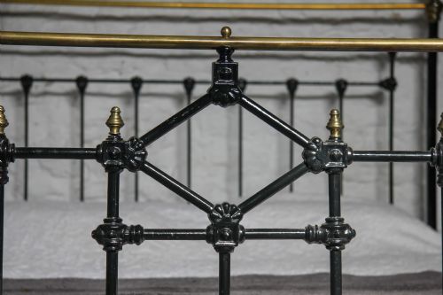 fig 2. Classic Victorian original black and brass king size