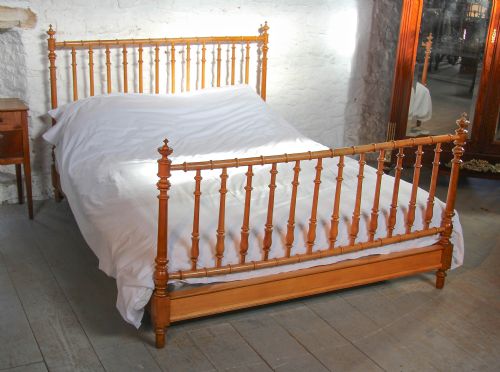 French Faux Bamboo King Size Spindle Bed